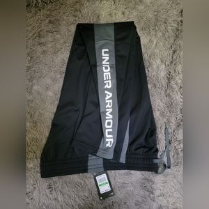 Under Armour brawler pants. men's Large/tall. Black/grey